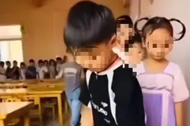 舆评丨连云港“两面派”幼师被解聘，仅仅惩戒是不够的图片