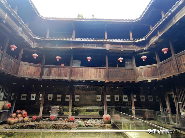 福建南靖田中赋土楼群