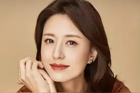 十二位央视美女主持人，每一位都是才貌双全，有没有喜欢的女主播图片