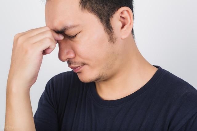人不会无故心律失常？研究发现：心脏出现问题，背后有5点原因