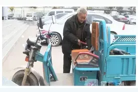 三、四轮车多大不能骑？已经明确：2种车70岁以上使用将被处罚图片