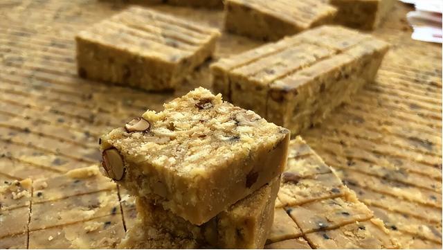 五一走进两当，追寻红色记忆