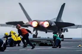 歼-35率先完成电磁弹射，美国F-35C这么多年干嘛了？图片
