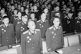 同为黄埔一期精英，为何徐向前是元帅，陈赓是大将？27年是分水岭图片