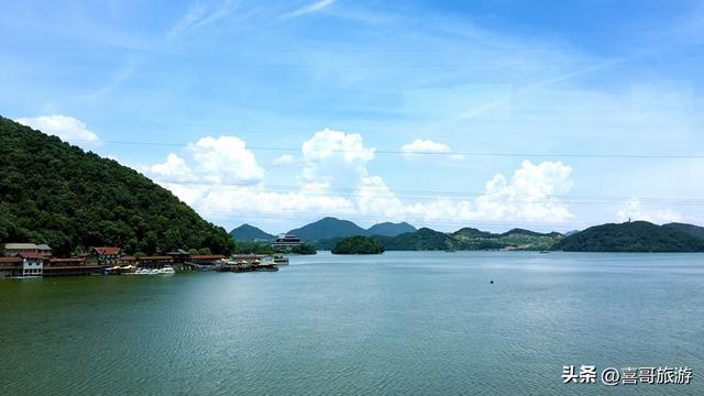 青山沟，藏不住的童话世界