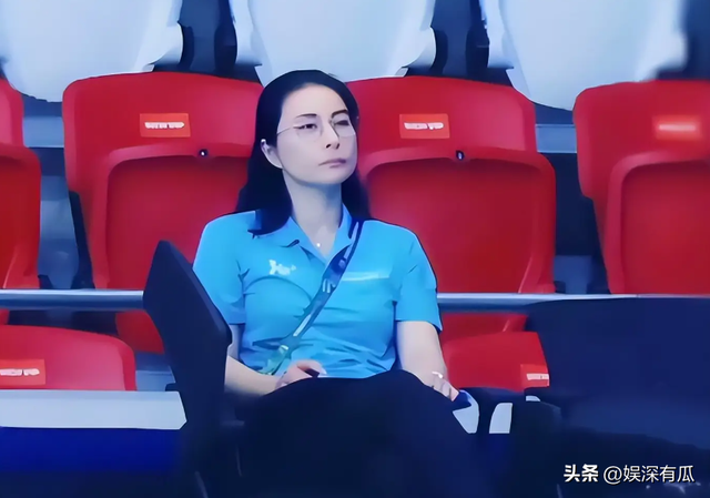 霍震霆没想到，自己千辛万苦给霍启刚找的媳妇，竟狠狠“拿捏”他