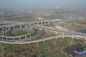 沥青摊铺已完成 运河快速路北延月底接上611省道图片