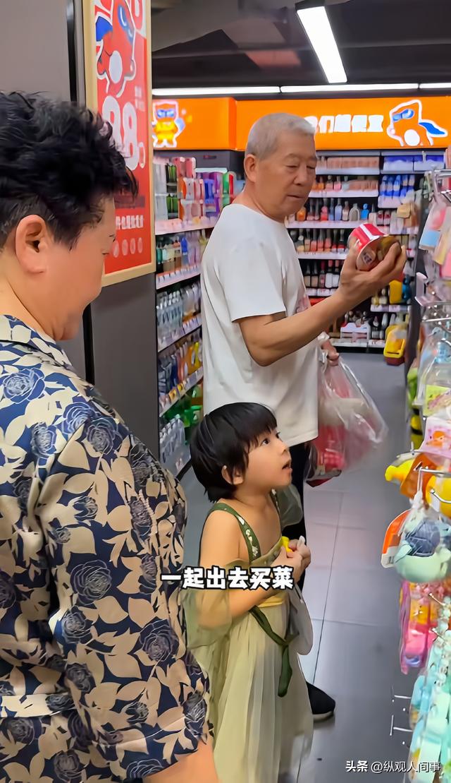 不回山东！5岁小天赐被74岁父亲留在广西过中秋，家中还是脏乱差