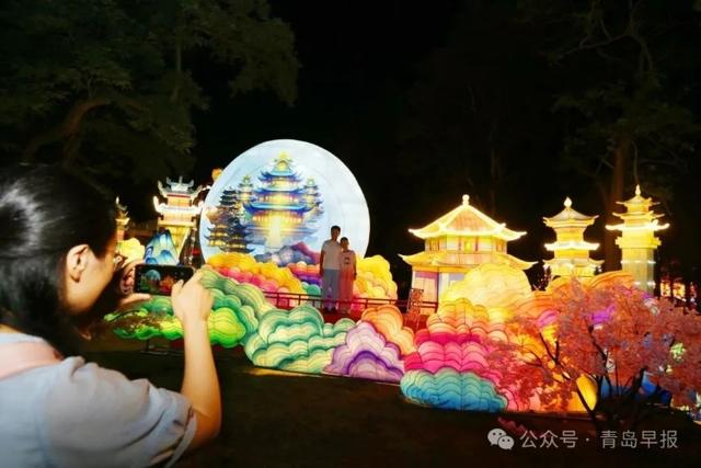 政青岛 | 一场夏夜灯会，如何照亮城市新IP？