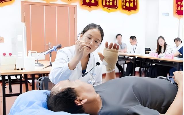 中国将迎来前所未有的死亡高峰，专家得出答案，主要3个因素导致