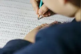 数学差，抄答案成绩能提高？图片