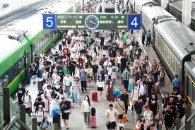 涉及车票改签等！国铁集团公布最新版客规，中秋小长假出行将有哪些变化？图片