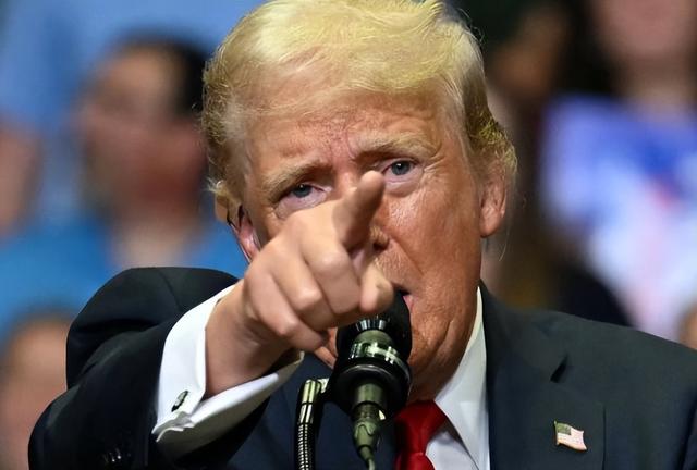 特朗普打响第一枪	，美军不宣而战，没想到第一个站出来的人却是他