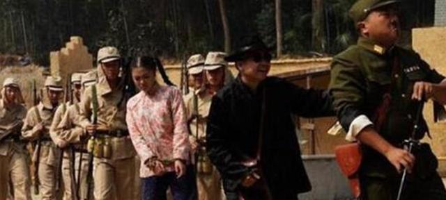 女匪首吕芪：一个鬼子睡一宿，五颗人头定终身，铁血抗日震太行