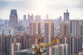 住房还能“异地换新”？多地加码“以旧换新”，部分地方政府直接“下场”收购图片