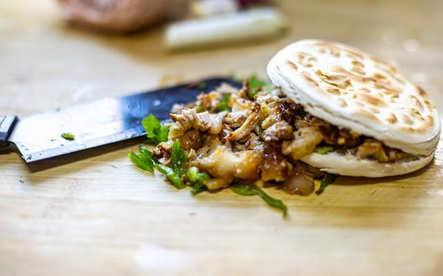 八百里秦川话西安