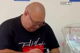 曾见义勇为的南京胖哥女儿离世，次日公布捐款使用情况：费用可能正好，她觉得爸妈太累，所以走了图片