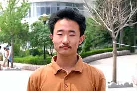 当年高考749分差1分满分，却因长相“太丑”被嘲，现如今怎么样了图片