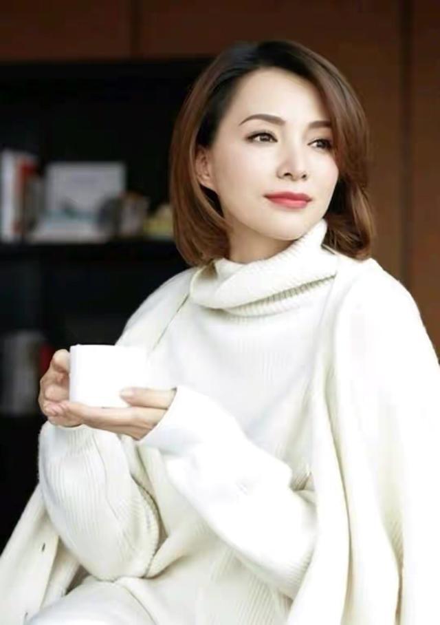 为什么男人不敢碰50多岁的女人？这2个原因很现实