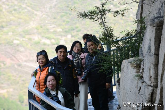 邢台天梯山：秋色美景入画来