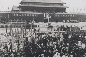 建国前后谦虚谨慎的毛泽东图片