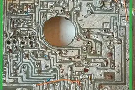 七八十年代自制电视机印刷电路板，您做过没？图片