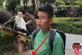 苏州小学生虐猫后续：男孩以杀猫为傲，多人组织，孩子母亲支持图片