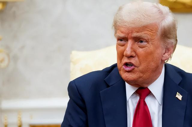 特朗普火速离开英国，临走前送给普京19个字，关键时刻，中国亮明表态，态度果然不寻常