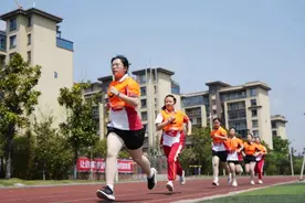 本学期起，云岩区中小学课间延长到15分钟图片