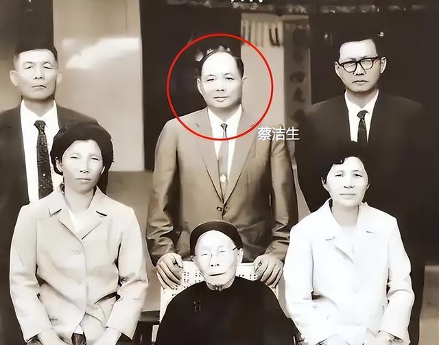 “台独”分子祖籍曝光，蔡英文、苏贞昌、赖清德原来是汉奸后代！