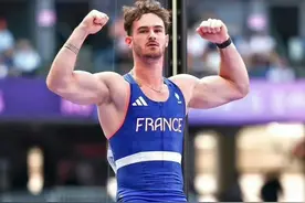 真红了！盘点巴黎奥运会意外火出圈的五位运动员，各个与众不同！图片