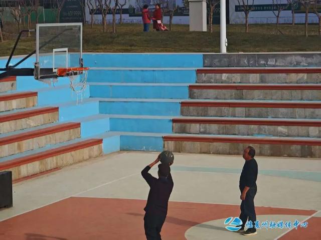 魅力花都体育园，承包全家冬日欢乐