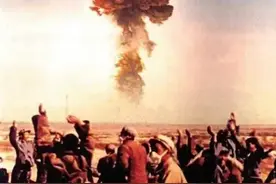 1964年，中国第一颗原子弹成功爆炸，唯独先通知日本，各国啥反应图片