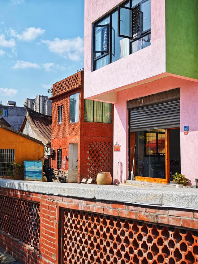 破茧化蝶新渔村