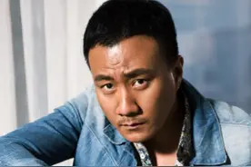 原来她是胡军妻子，结婚26年恩爱如初，怪不得会“拒绝”刘涛图片