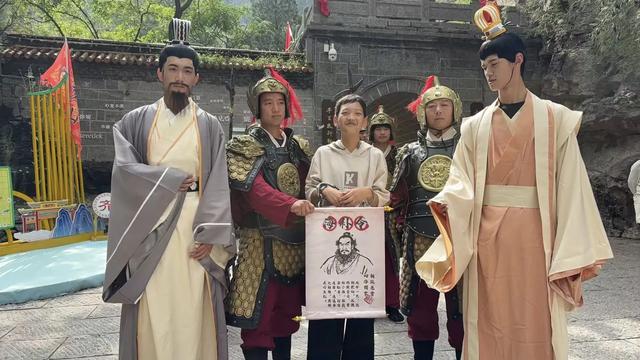 人气爆棚氛围燃！淇县云梦山国庆“躺玩”攻略大揭秘，精彩活动嗨不停！