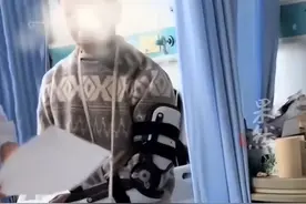 外卖小哥摔伤同病房女子好心垫付3万，当事人：为省钱他止疼针都不打图片