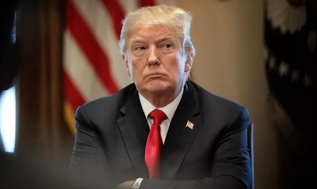 215票赞成215票反对！美最新投票结果出来了	，特朗普下达3条命令