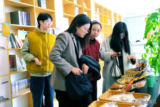 “温江青春大使”上线！“青言青语”带你“花Young”游温江