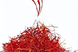 “神乎其神”的藏红花，该怎么吃？藏红花泡水喝的正确方法图片