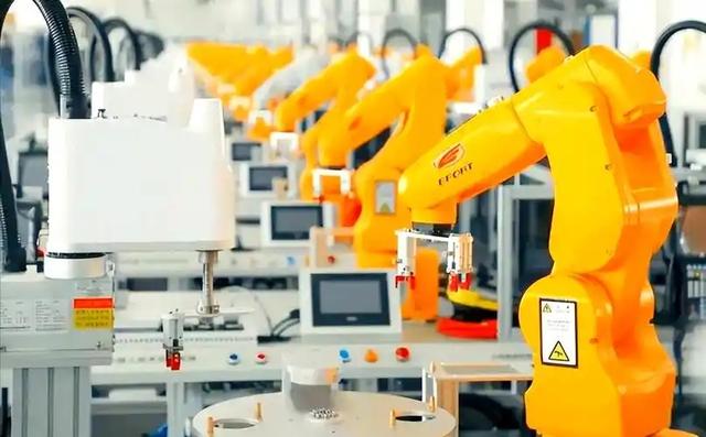 让中国光刻机变成废铁？被批傲慢的日本下狠手，借势美国遏华