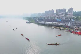 龙舟“开飙”嘉陵江！四川省“百舟竞渡迎端午”集中展演人潮如织图片