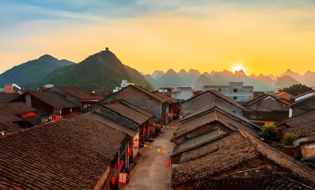 桂林和柳州交界处有个小镇，默默无闻，却藏着全国独一无二的景观