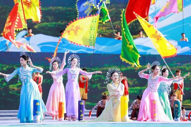 万元奖金+形象大使！这个八月，保亭喊你来当仙女啦！