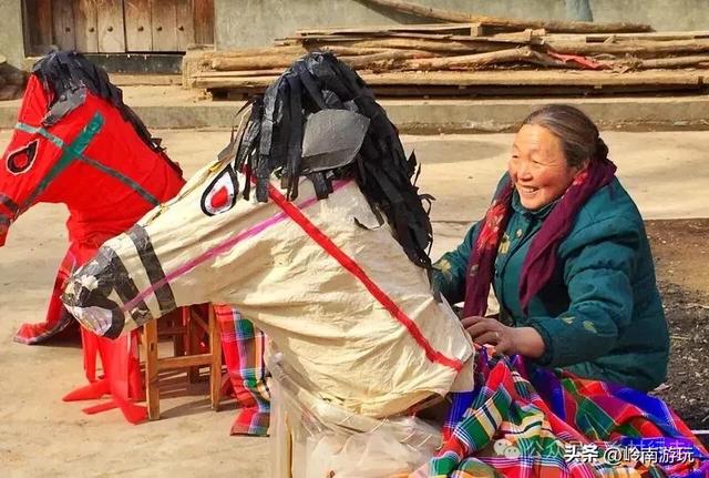 蓝田东曹村有条油画路,会将你带进七八十年代,适合秋冬拍照打卡