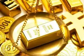 女子在典当行花1万2疑买到“金包银”手镯 跨1400公里进行检测欲维权… 律师：店老板或涉嫌民事欺诈！图片