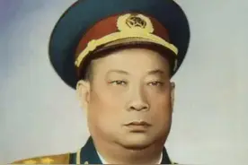 独臂将军贺炳炎，1952年评级只是准兵团级，为何被授予上将军衔？图片