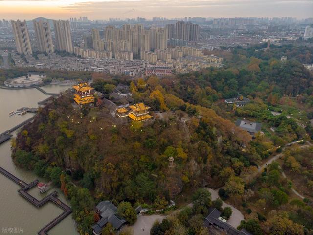 夹在南京苏州之间，这座不太有存在感的江南小城，我为它留住3天