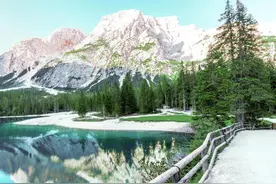 执念很深，爱上就不会放弃的四个星座女图片