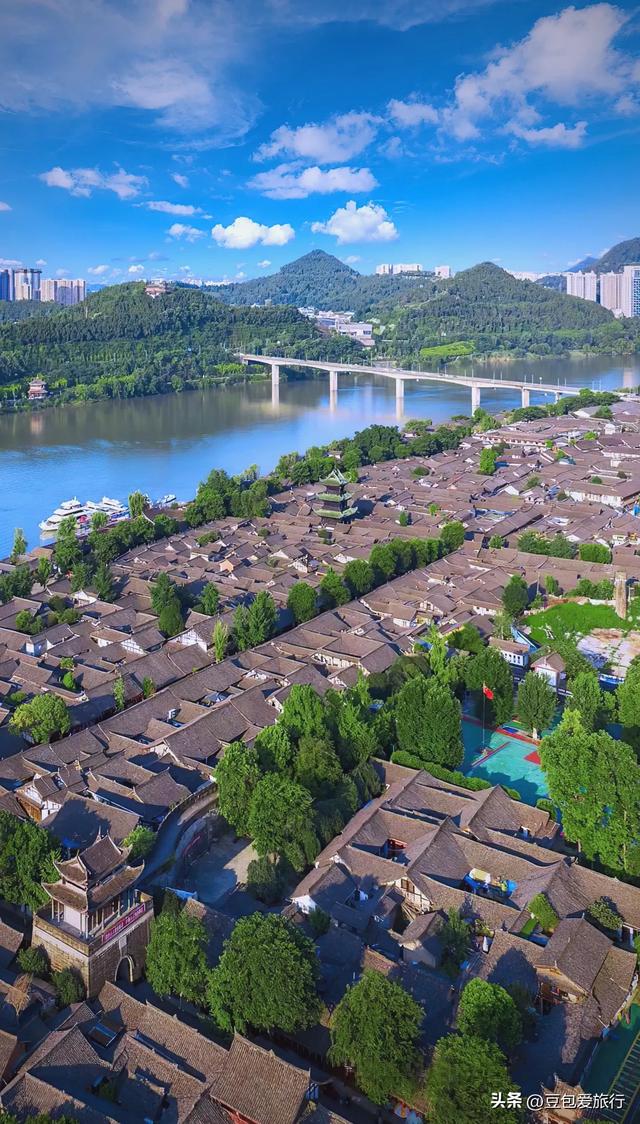 南充漫游指南——嘉水千年韵,阆苑梦中寻